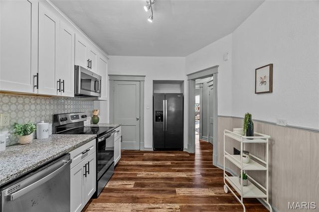 5918 Southwest Avenue, St Louis, MO 63139