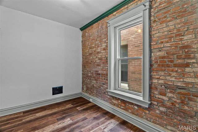 5918 Southwest Avenue, St Louis, MO 63139