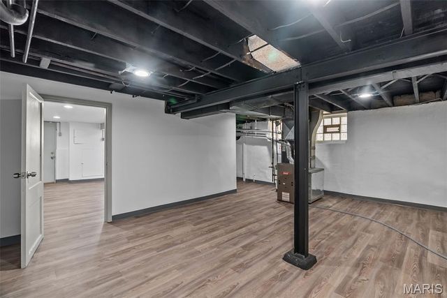 5918 Southwest Avenue, St Louis, MO 63139