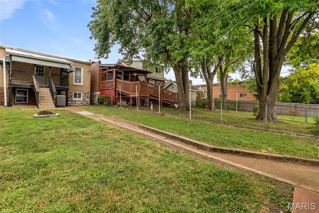 5918 Southwest Avenue, St Louis, MO 63139