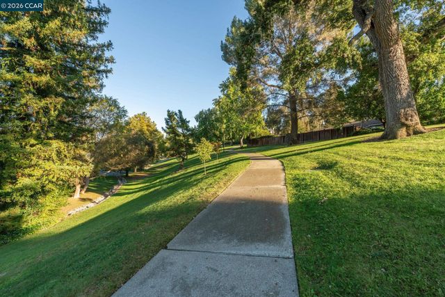 843 Luz Ct, Danville, CA 94526