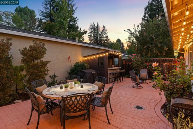 843 Luz Ct, Danville, CA 94526