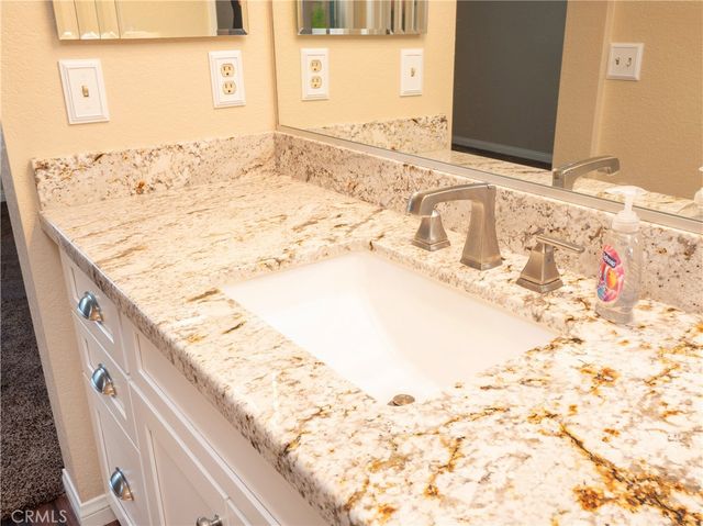 1590 Corte Santana, Upland, CA 91786