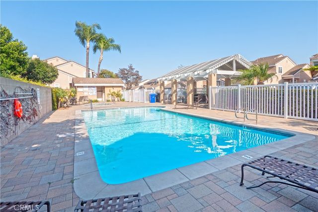 1590 Corte Santana, Upland, CA 91786