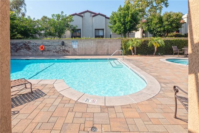 1590 Corte Santana, Upland, CA 91786