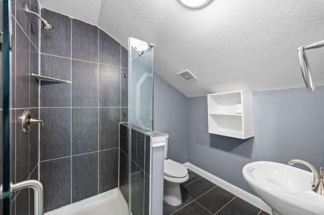 1003 Union Valley Drive, Pearland, TX 77581