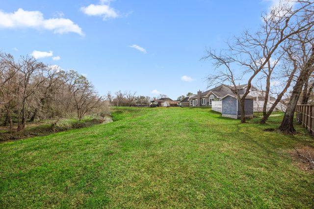 1003 Union Valley Drive, Pearland, TX 77581