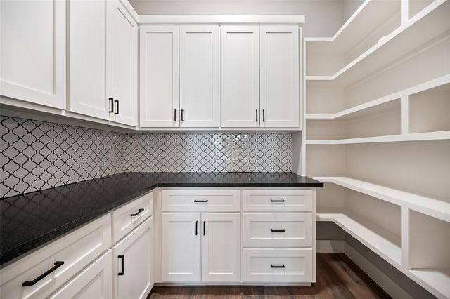 2508 Diagonal DR, Horseshoe Bay, TX 78657