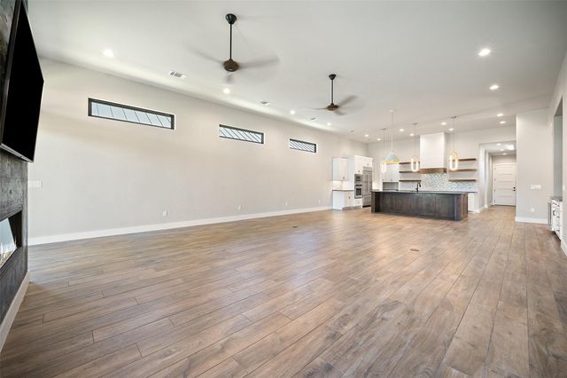 2508 Diagonal DR, Horseshoe Bay, TX 78657