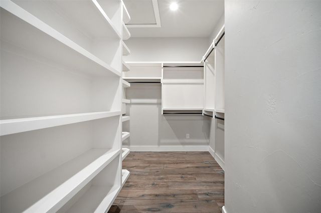 2508 Diagonal DR, Horseshoe Bay, TX 78657