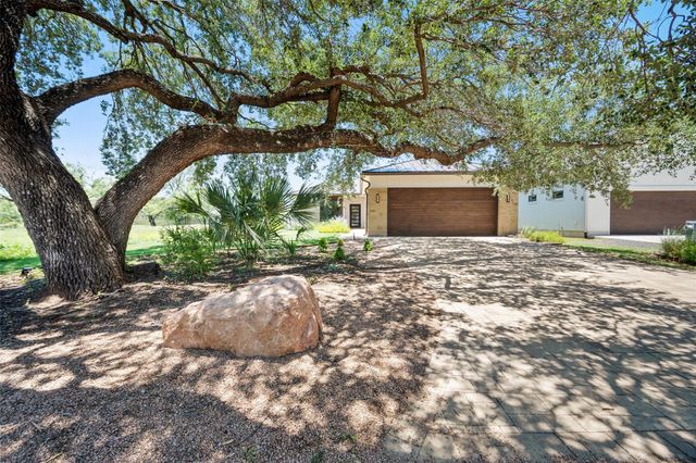 2508 Diagonal DR, Horseshoe Bay, TX 78657