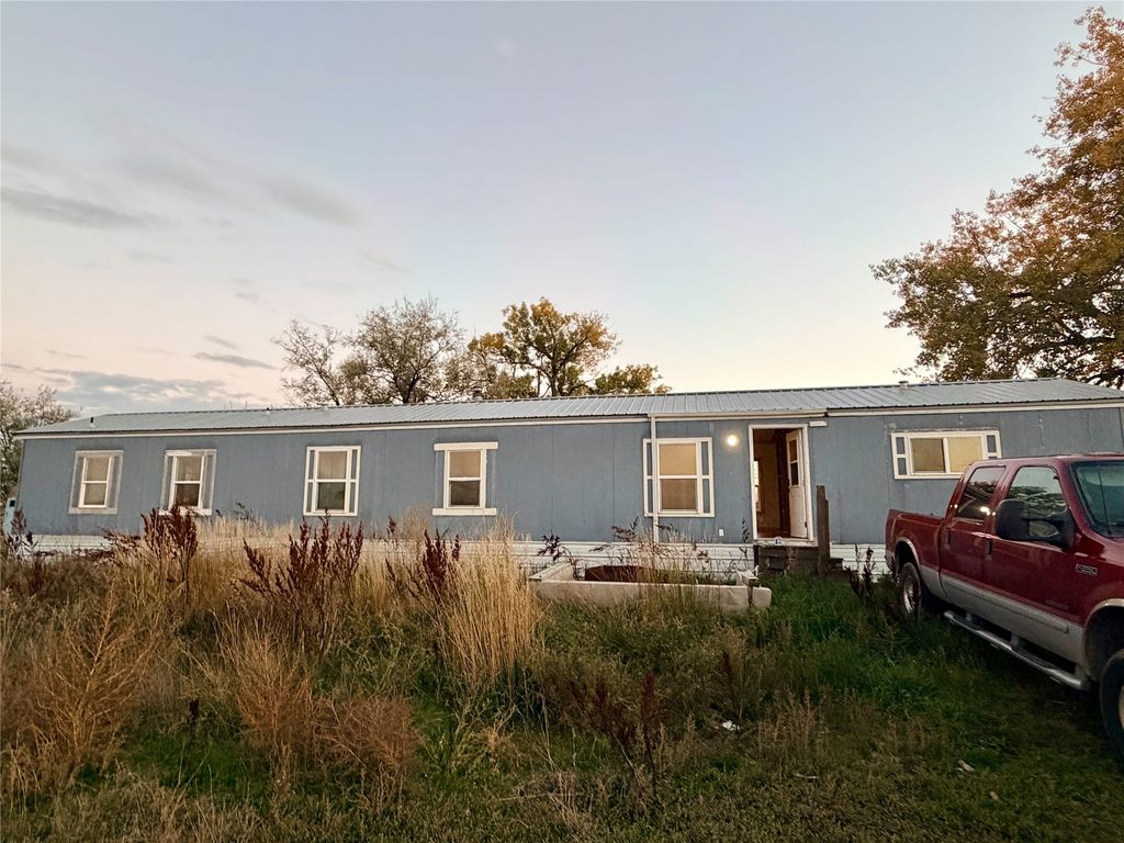 10270 Hwy 47, Hardin, MT 59034