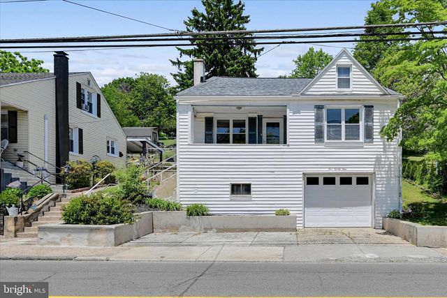 521 W COLUMBIA ST, Schuylkill Haven, PA 17972