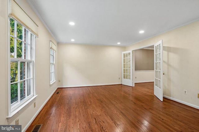 2506 PATRICIA CT, Falls Church, VA 22043