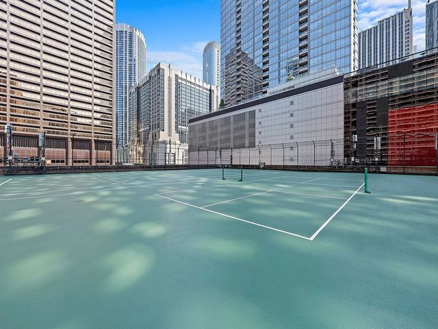 211 E Ohio Street 307, Chicago, IL 60611