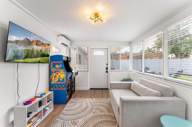 6411 Lake Avenue, West Palm Beach, FL 33405