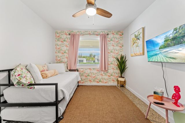 6411 Lake Avenue, West Palm Beach, FL 33405