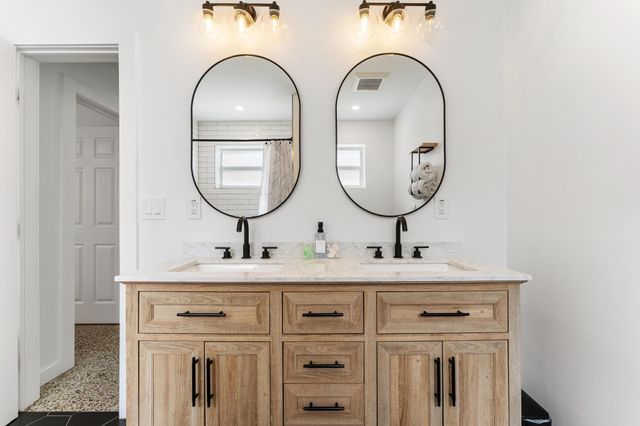 6411 Lake Avenue, West Palm Beach, FL 33405