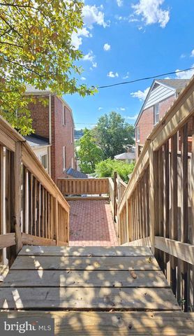 3723 KEMPER RD, Arlington, VA 22206