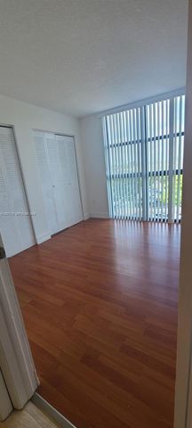 11800 SW 18th St 409-4, Miami, FL 33175