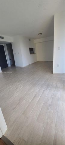 11800 SW 18th St 409-4, Miami, FL 33175