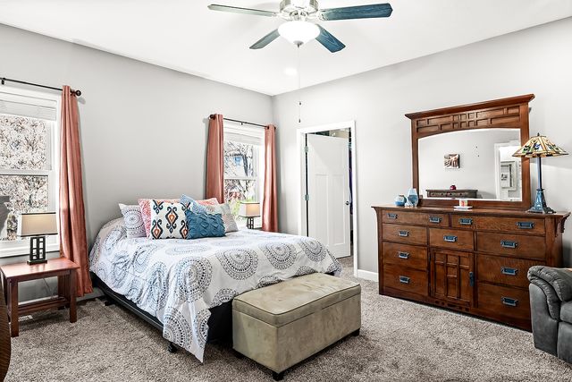 3103 Fox Creek Road, Bloomington, IL 61705