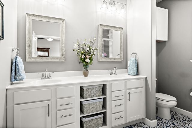 3103 Fox Creek Road, Bloomington, IL 61705