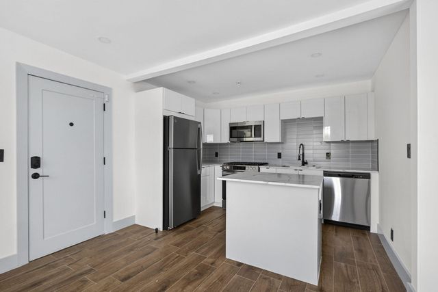 2032 N Dixie Highway 6, West Palm Beach, FL 33407