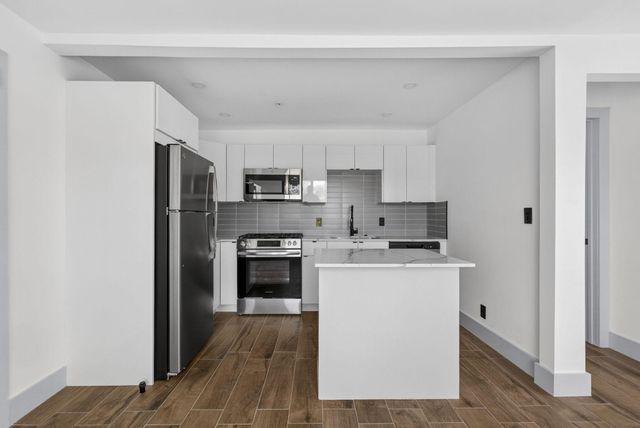 2032 N Dixie Highway 6, West Palm Beach, FL 33407