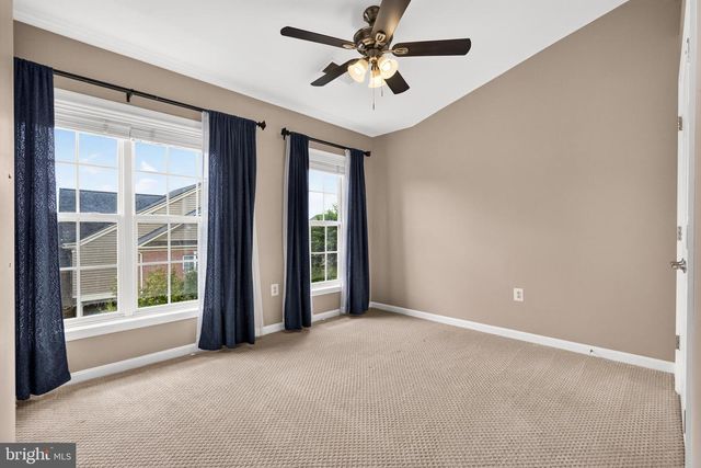 13042 GREG ROY LN, Herndon, VA 20171