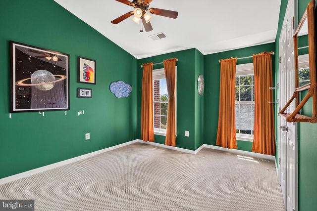13042 GREG ROY LN, Herndon, VA 20171