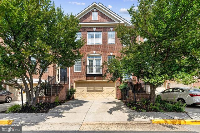 13042 GREG ROY LN, Herndon, VA 20171