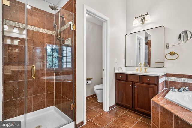 13042 GREG ROY LN, Herndon, VA 20171
