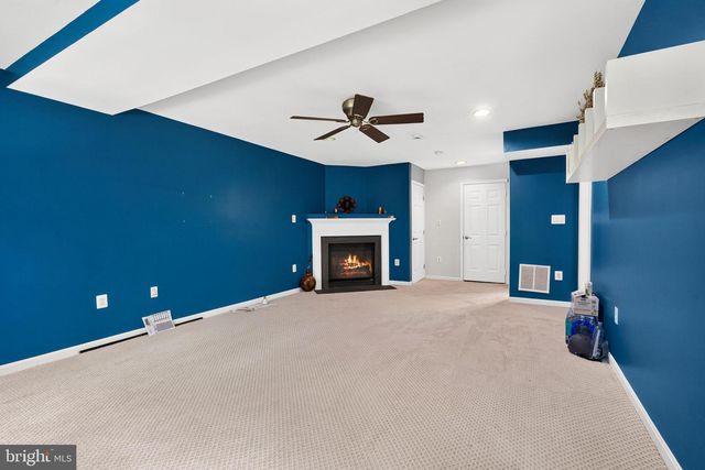 13042 GREG ROY LN, Herndon, VA 20171