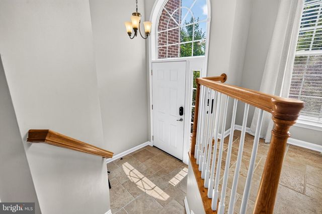 13042 GREG ROY LN, Herndon, VA 20171