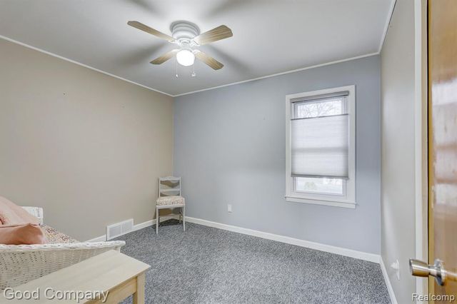 29329 Tawas Street, Madison Heights, MI 48071