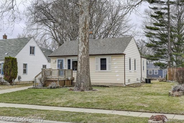 29329 Tawas Street, Madison Heights, MI 48071