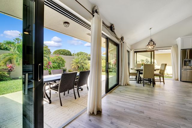 118 Ridge Road, Jupiter, FL 33477