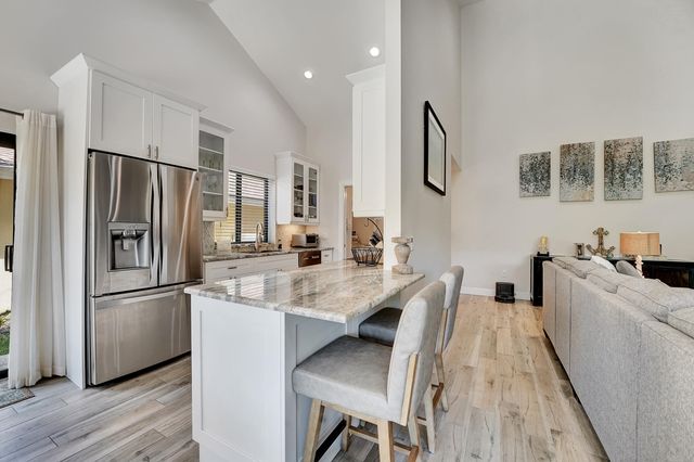 118 Ridge Road, Jupiter, FL 33477