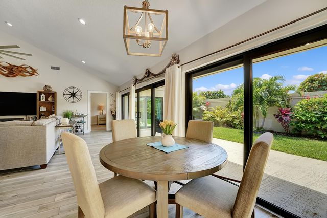 118 Ridge Road, Jupiter, FL 33477