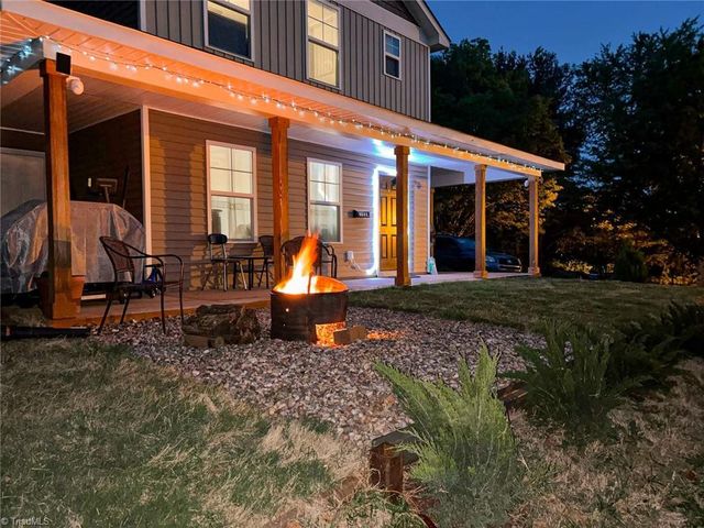 1011 Thurmond Street, Winston-salem, NC 27105