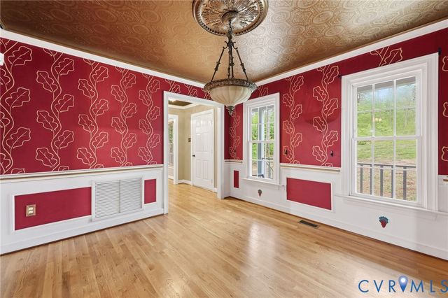 2450 Hillstream Dr, Rockville, VA 23146