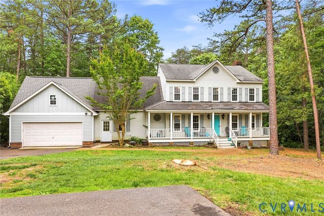 2450 Hillstream Dr, Rockville, VA 23146