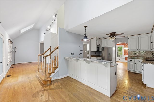 2450 Hillstream Dr, Rockville, VA 23146