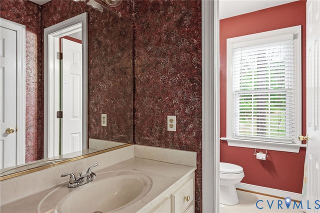 2450 Hillstream Dr, Rockville, VA 23146