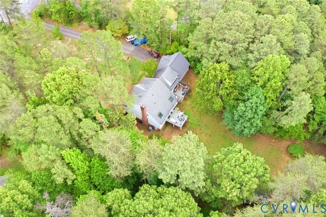 2450 Hillstream Dr, Rockville, VA 23146