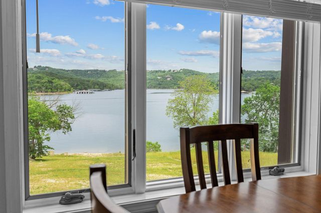 361 Anchors Point Lane Unit 301, Kimberling City, MO 65686