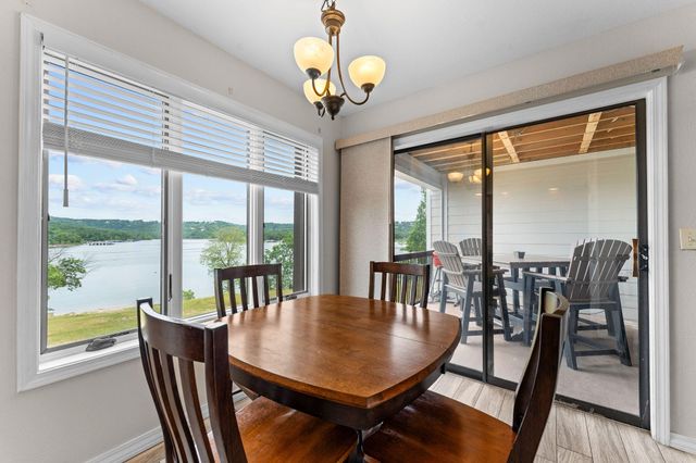 361 Anchors Point Lane Unit 301, Kimberling City, MO 65686