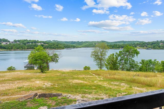 361 Anchors Point Lane Unit 301, Kimberling City, MO 65686