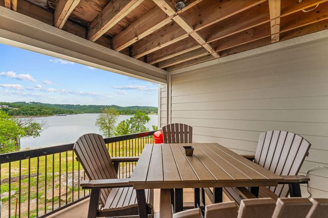 361 Anchors Point Lane Unit 301, Kimberling City, MO 65686